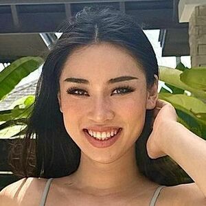 Sashasha999's nudes and profile