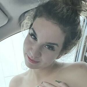 scarlettsworld88's nudes and profile