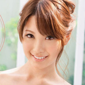 Shion Utsunomiya's nudes and profile