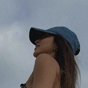 Shir Yaakov's nudes and profile