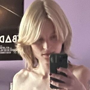 ShirtlessJesus's nudes and profile