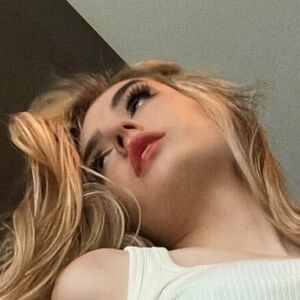 Shm0oo's nudes and profile