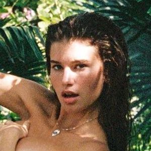 Siena Raine Schmidt's nudes and profile