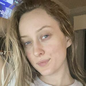 skyssain's nudes and profile