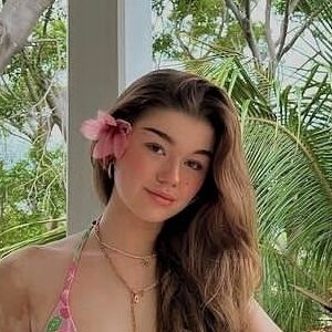 Sophia Elena's nudes and profile