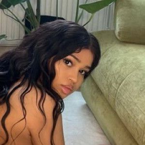 Spicymorena's nudes and profile