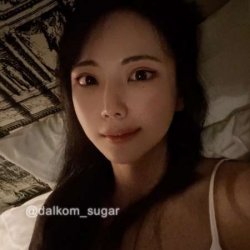 Sugar Milf's nudes and profile