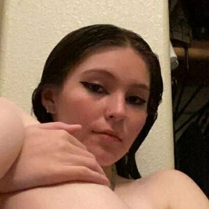 Syd69420's nudes and profile