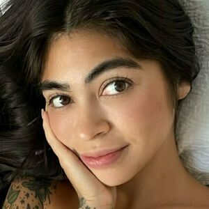teenytinyartistic's nudes and profile