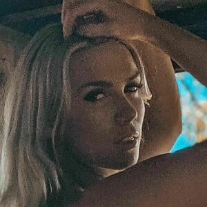 ThatGirlPenny's nudes and profile