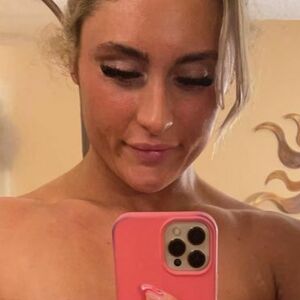 Tiffany Stratton Wwe's nudes and profile