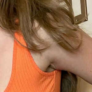 wildrosevip's nudes and profile