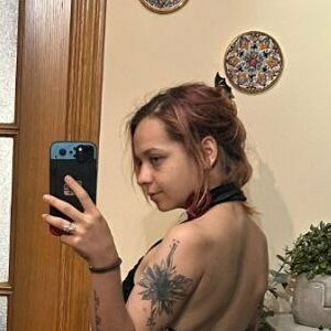 xhuronax's nudes and profile