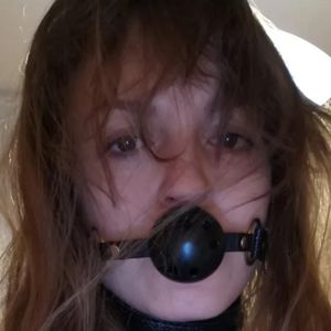 Your.sexypolish.slut's nudes and profile
